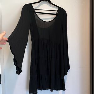 Express black open back rayon long sleeve flowy size xsmall
